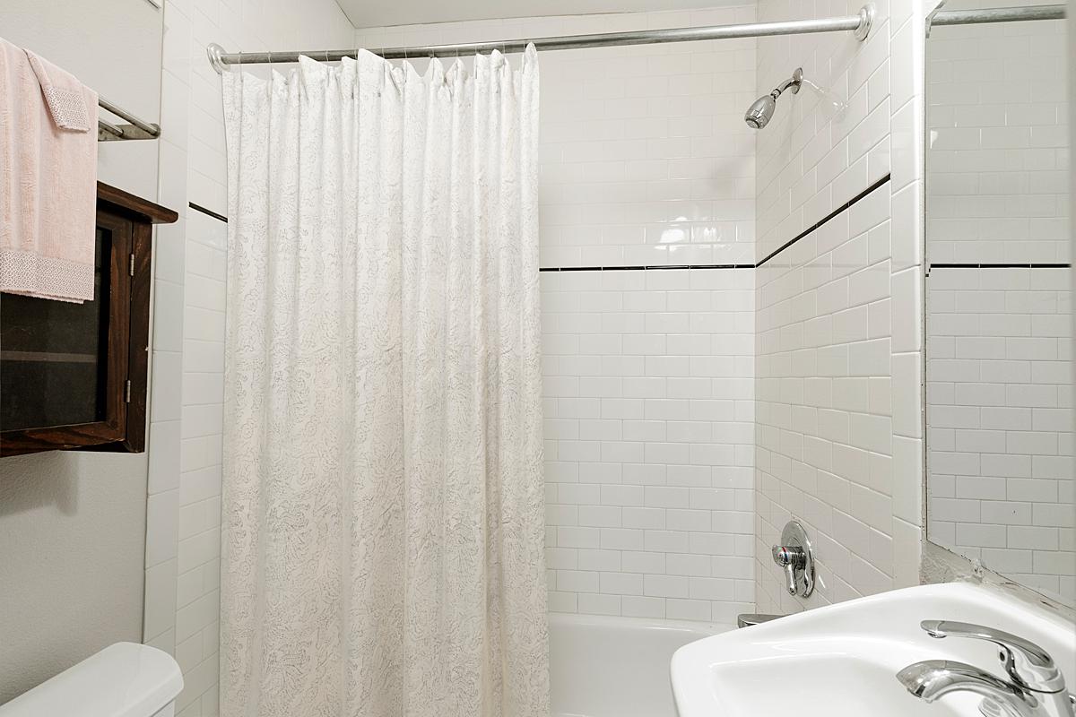 LaMont Apartments Cornerstone Apartments